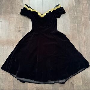 Vintage 90's Dave and Johnny Flared Whimsigoth Dark‎ Fairy Princess Velvet 5/6